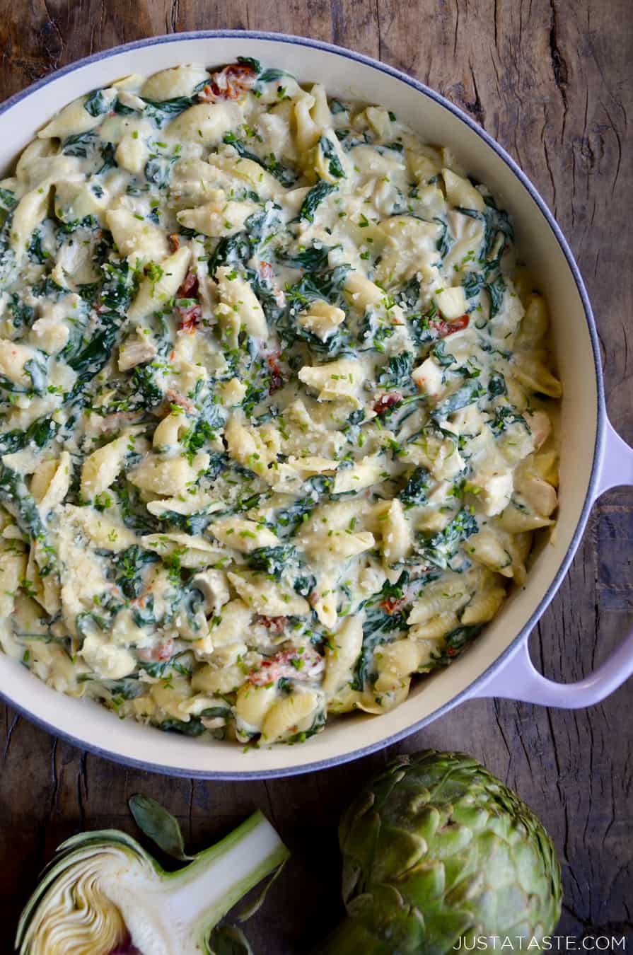 Craving Dip? Make This One-Pot Creamy Spinach Artichoke Dinner